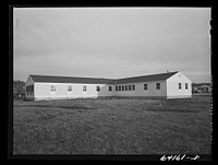 [Untitled photo, possibly related to: Housing for defense workers. Aberdeen, Maryland]. Sourced from the Library of Congress.