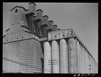 [Untitled photo, possibly related to: Great Northern grain elevator dock. Superior, Wisconsin]. Sourced from the Library of Congress.