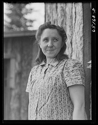 "[Untitled photo, possibly related to:  Flathead Valley special area project, Montana. Mrs. Lawrence Thompson]". Sourced from the Library of Congress.