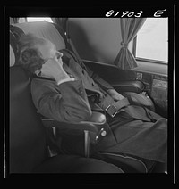 Passengers aboard an American airliner enroute from Washington to Los Angeles. Sourced from the Library of Congress.