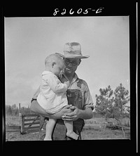 Escambia Farms, Florida. George McLelland and his youngest son. Sourced from the Library of Congress.