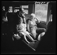 Children of migrants en route to upper New York state to work in the harvest. Sourced from the Library of Congress.