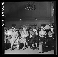 New York, New York. Waiting room at the Pennsylvania railroad station. Sourced from the Library of Congress.