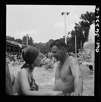Glen Echo, Maryland. Bathers at Glen Echo swimming pool. Sourced from the Library of Congress.