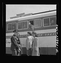 A Greyhound bus trip from Louisville, Kentucky, to Memphis, Tennessee, and the terminals. Sourced from the Library of Congress.