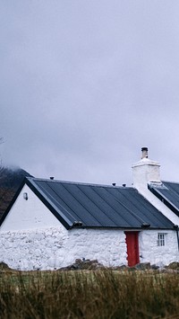 iPhone wallpaper background, Black Rock Cottage at Glen Etive, Scotland