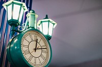 Beautiful green vintage clock lamp