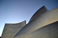 Steel panels in the postmodern facade of the Walt Disney Concert Hall. Original public domain image from Wikimedia Commons