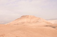 White sand formations in the desert of Jordan. Original public domain image from Wikimedia Commons