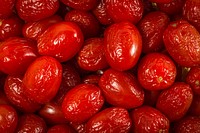 Goji berries. Original public domain image from <a href="https://commons.wikimedia.org/wiki/File:Goji_berries.jpg" target="_blank" rel="noopener noreferrer nofollow">Wikimedia Commons</a>