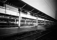 Platform in bw. Original public domain image from <a href="https://commons.wikimedia.org/wiki/File:Going_Home_(232783277).jpeg" target="_blank">Wikimedia Commons</a>