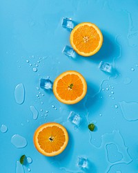 Free orange slices flat lay image, public domain beverage CC0 photo.