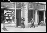 [Untitled photo, possibly related to: Gospel mission, Minneapolis, Minnesota]. Sourced from the Library of Congress.