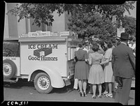 Washington, D.C. Good Humor ice cream truck. Sourced from the Library of Congress.