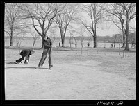 She missed. Potomac Park, Washington, D.C.. Sourced from the Library of Congress.