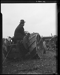 [Untitled photo, possibly related to: Officials at Greenbelt, Maryland]. Sourced from the Library of Congress.