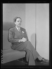 Washington, D.C. Foreign students at the international student assembly recording short talks in their native language to be broadcast by shortwave, after censorship by the Office of War Information (OWI), to Nazi-held territory. Dr. Penton of Cuba. Sourced from the Library of Congress.