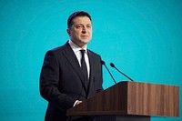 In the presence of Volodymyr Zelenskyy, Ukraine and Airbus signed a memorandum of cooperation. November 25, 2021