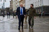 President of Ukraine Volodymyr Zelenskyy and Prime Minister of the United Kingdom Boris Johnson walked around the center of Kyiv. Original public domain image from Flickr