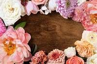 Flower frame, wooden background, design space psd