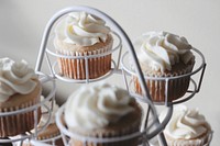 Cupcakes with frosting on display. Original public domain image from <a href="https://commons.wikimedia.org/wiki/File:Redding,_United_States_(Unsplash_Au-LzDMd_Cw).jpg" target="_blank">Wikimedia Commons</a>