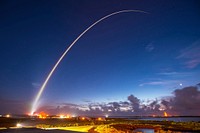 150902-N-ZZ999-003 CAPE CANAVERAL, Fla. (Sept. 2, 2015) The U.S. Navy's fourth Mobile User Objective System (MUOS) communications satellite, encapsulated in a 5-meter payload fairing lifts off from Space Launch Complex-41.