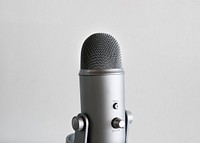 Studio microphone for recording a podcast