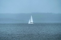 Fog taking over the sailing boat from Oban to Mull