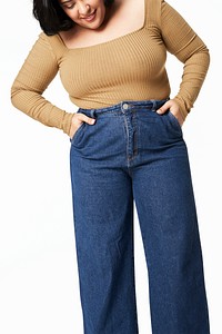 Plus size women&#39;s top and jeans fashion