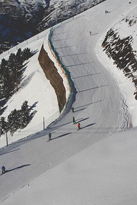 A steep slope on a ski mountain going down a France ski resort, Les 2 Alpes. Original public domain image from Wikimedia Commons