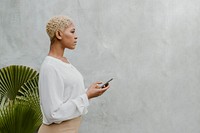 Black woman using her mobile phone