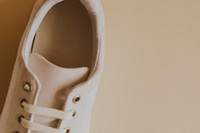 Unisex white canvas sneakers minimal fashion 