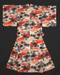 White kimono with pink, orange, red, mustard, and beige cloudlike designs; clusters of gray flowers. Original from the Minneapolis Institute of Art.