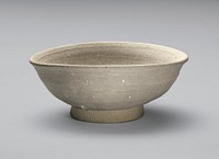 White bowl; very thin ash glaze. Original from the Minneapolis Institute of Art.