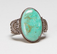 4 square wires, set with single large elliptical chalcedony turquoise, bead wire and twisted wire decoration cat. 60, J#196. Original from the Minneapolis Institute of Art.