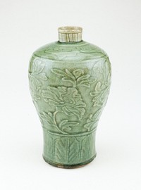 Celadon Meiping, ceramic, Ming. Original from the Minneapolis Institute of Art.