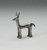 llama with long, thin body, neck and legs; straight legs; erect ears; large eyes. Original from the Minneapolis Institute of Art.