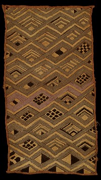 Panel during 1st half of 20th century textile in high resolution. Original from the Minneapolis Institute of Art. 