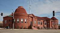                         The 1905 Sycamore Public Library, a "Carnegie Library" in Sycamore, Illinois. It was one of hundreds of public libraries built in part with donations from American industrialist Andrew Carnegie                        