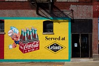                         You can tell from the price of six Cokes alone (25 cents!) that this is a vintage, though refreshed, Coca-Cola advertising sign in Baxter Springs, one of only two rural communities to be found in a brief 11-mile slice of historic U.S. Route 66 in the State of Kansas and Galena is the other                        