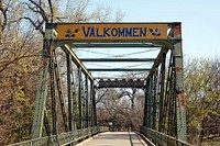                         A welcome greeting, in Swedish, outside Lindsborg, Kansas, which the locals are fond of calling "Little Sweden, U.S.A."                        