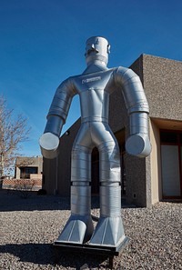                         This aptly strong and sturdy figure stands outside the Sheet Metal Workers Local Union No. 49 building in Albuquerque, New Mexico                        