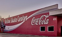                         The Airline Skate Center, an indoor roller-skating rink along Airline Highway, once a main route between New Orleans and points northwest in the Jefferson Parish, Louisiana, community of Metairie (Louisiana calls its counties "parishes")                        