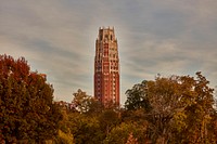                         The 310-foot-high tower, viewed from nearby Centennial Park, serves as the dormitory home of 335 undergraduates at the Nicholas S. Zeppos College of Vanderbilt University in Nashville, the capital city of the U.S. state of Tennessee and, by reputation and accomplishment, of American country music                        