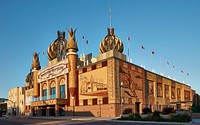                         The Corn Palace, an arena and event venue that is one of Midwest America's most popular tourist attractions (whose advertising makes it clear that it's the world's ONLY corn palace), in the small city of Mitchell, South Dakota                        