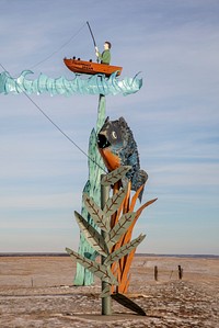                         Part of the "Fisherman's Dream" exhibit, one of several scrap-metal sculpture installations by artist Gary Greff, said (by the Guinness Book of World Records) to be the world's largest, near the town of Mott along what North Dakota calls its Enchanted Highway, a 32-mile portion of a county road from Gladstone to Regent in the southwestern part of that Northern Plains state                        