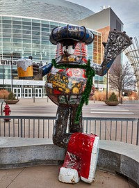                         This fellow (we think he's a fellow) figuratively hoists a cold beer outside the Baked on the Stones pizzeria in Lincoln, the capital city of the midwest-U.S. state of Nebraska                        