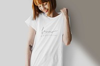 White t-shirt mockup, editable women&#39;s fashion psd