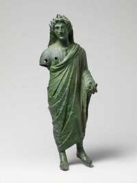 Bronze statuette of a priest sacrificing