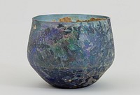 Glass bowl